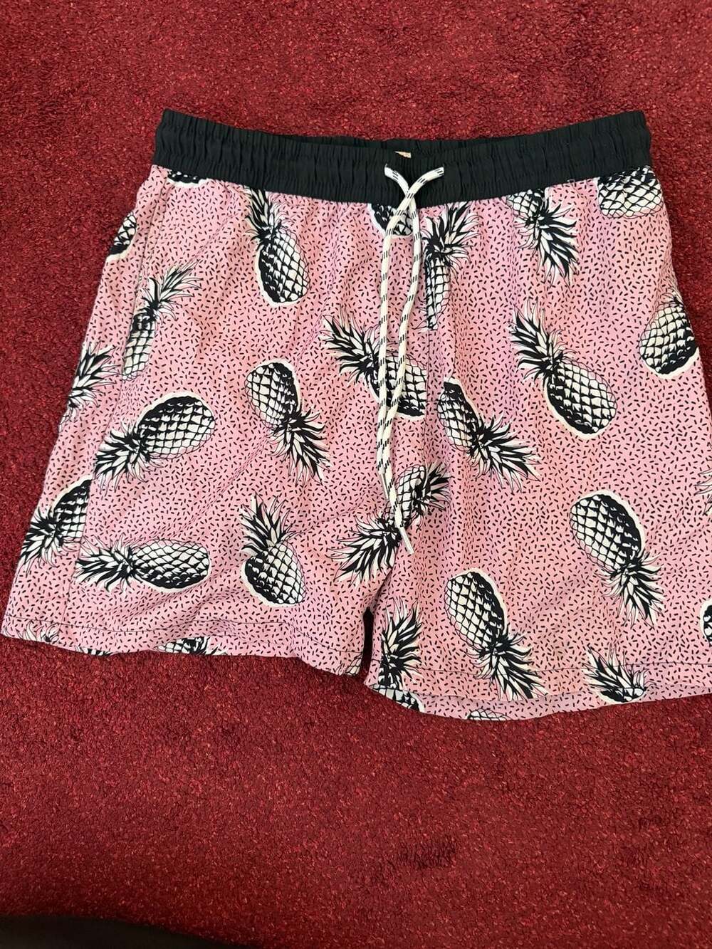 Men's Pink Black Pineapple Pattern Swim Trunks
